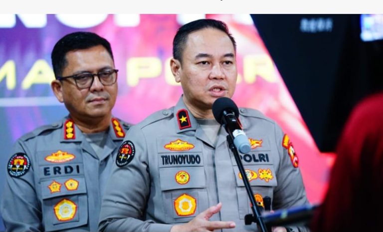 Densus 88 Anti Teror Tangkap Tiga Terduga Teroris Anshor Daulah Jateng