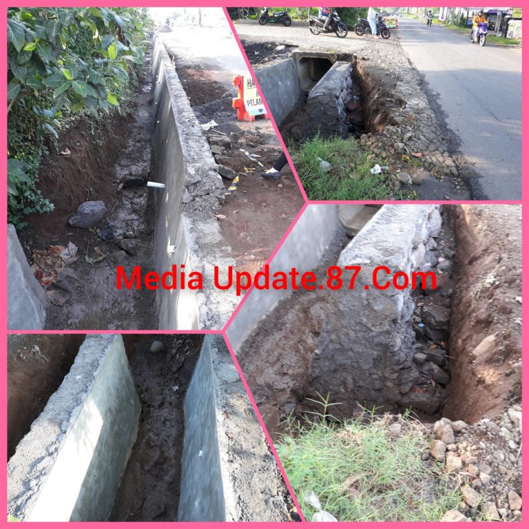 DIDUGA ABAIKAN UU KIP NOMOR 14 TAHUN 2008 PROYEK TALUD DI JL. JATIKALANGAN MIJEN SEMARANG MEMBAHAYAKAN PENGGUNA JALAN 