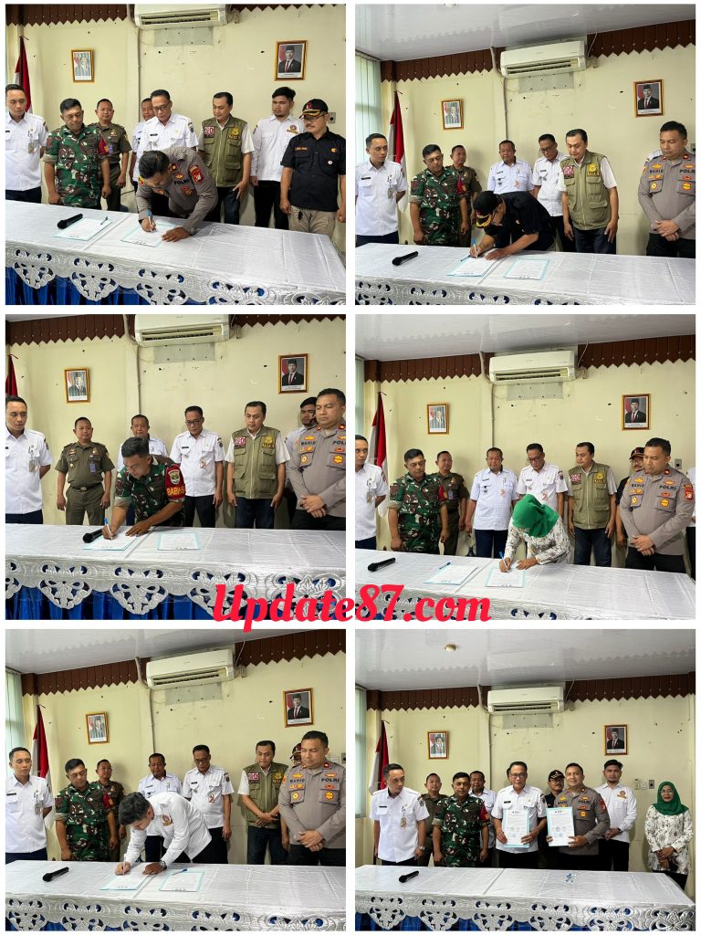 Deklarasi Netralitas ASN, TNI, Polri, dan Lembaga Kemasyarakatan dalam Pemilihan Gubernur DKI Jakarta 2024 Berlangsung Aman di Kecamatan Mampang Prapatan