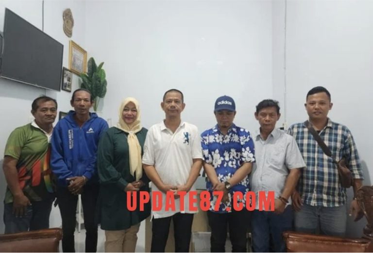 Giat Rutin Jumat Barokah di Pewarta Polrestabes Medan, Bagikan Beras kepada Pengurus dan Anggota