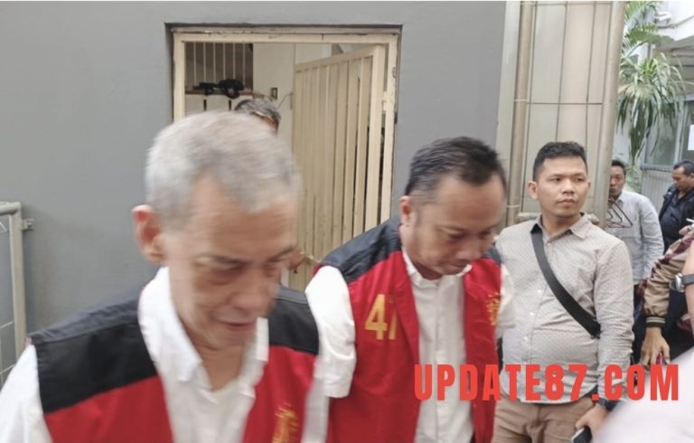 Sidang Fariz RM Ditunda, Kuasa Hukum Tegaskan Klien Bukan Pengedar: “Fakta Menunjukkan Ia Pengguna”