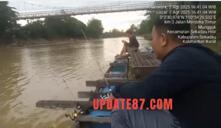 Limbah Tambang Emas Ilegal Cemari Sungai Sekadau, Petani Keramba Menjerit: “Kami Ditinggal Negara”