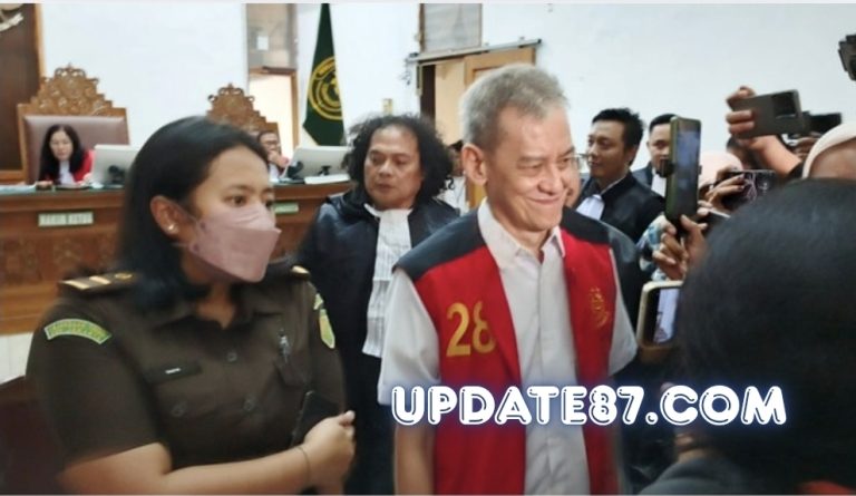Sidang Fariz RM: Kuasa Hukum Tolak Tuntutan 6 Tahun, Desak Hakim Pilih Rehabilitasi