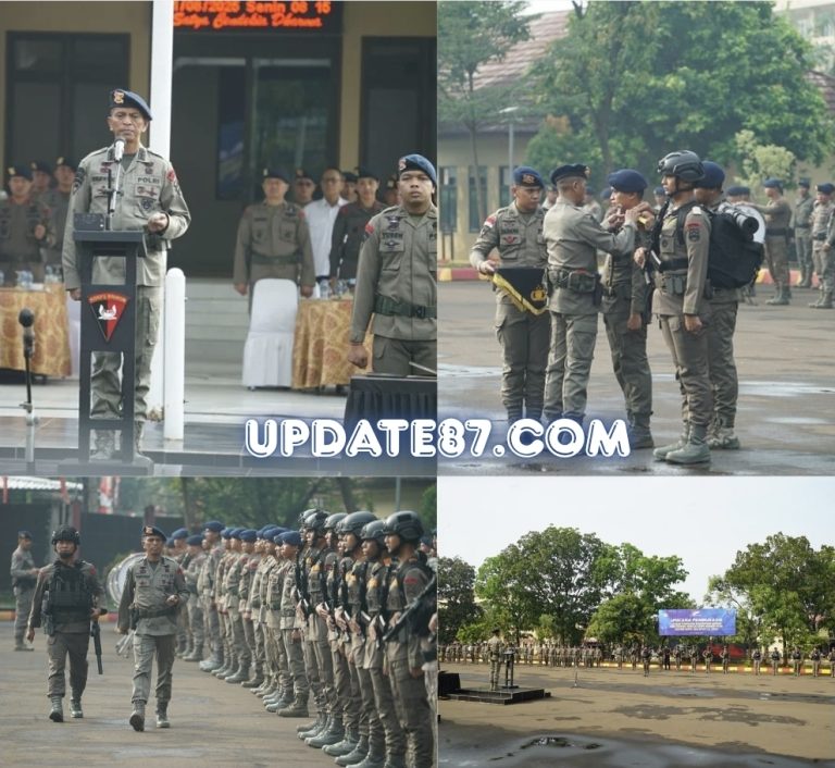 Dansatlat Brimob Korbrimob Polri Pimpin Upacara Pembukaan Latbinpuan Brimob Perwira Remaja Korps Brimob Polri Lulusan Akpol dan SIPSS T.A. 2025