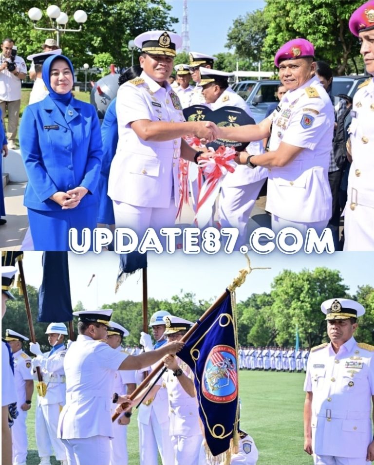 PERKUAT RANTIS KORPS MARINIR, KASAL SERAHKAN EMPAT MOBIL MAUNG KEPADA KAS KORMAR