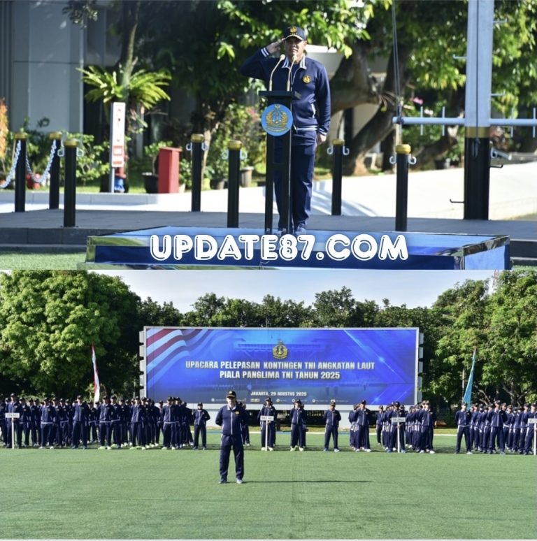 KAS KORMAR HADIRI UPACARA PELEPASAN KONTINGEN TNI AL OLAHRAGA PIALA PANGLIMA TNI 2025