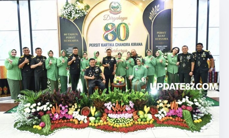 Danpusterad Bersama Ketua Persit KCK Pusterad Hadiri Peringatan HUT ke-80 Persit KCK