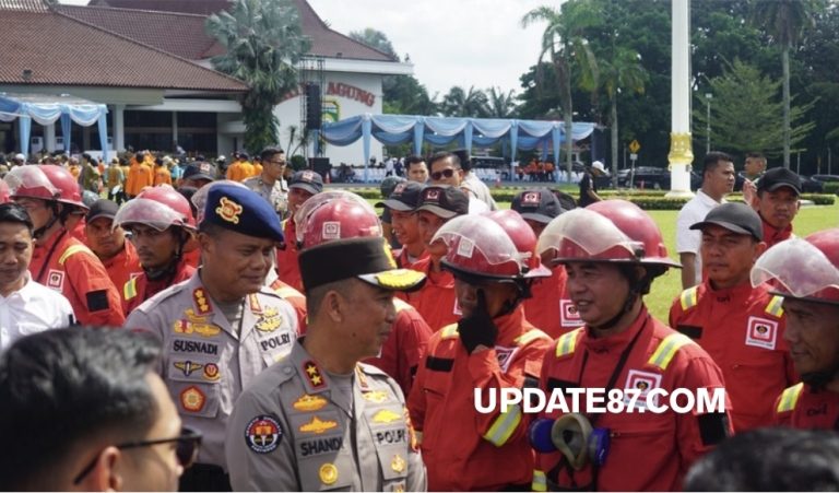 DANSAT BRIMOB POLDA SUMSEL KOMBES POL. SUSNADI, S.I.K. MENGIKUTI APEL KESIAPSIAGAAN PENANGGULANGAN BENCANA KEBAKARAN HUTAN DAN LAHAN TAHUN 2026 PROVINSI SUMATERA SELATAN