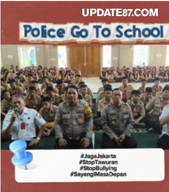 Polsek Mampang Prapatan Laksanakan Pembinaan Kamtibmas di SMPN 247 Tegal Parang