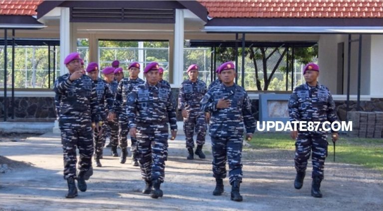 PANGKORMAR TINJAU PEMBANGUNAN FASILITAS DAN PROGRAM KETAHANAN PANGAN MARINIR