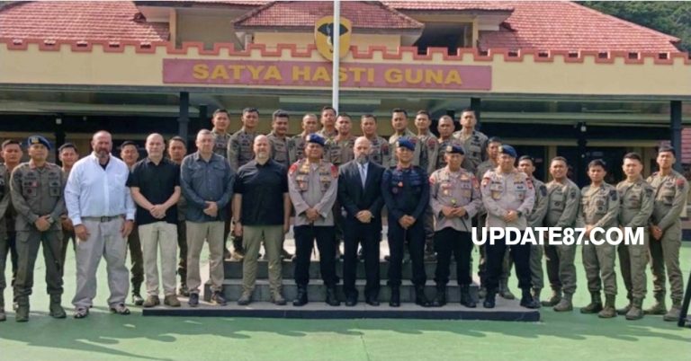 Personel Detasemen Gegana Ikuti Pembukaan Bomb Tech Threat Assessment Workshop di Mako Satbrimob Polda Sumsel